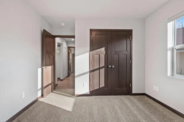 $433,900 | 537 Golf Side Court, Hortonville, WI 54944