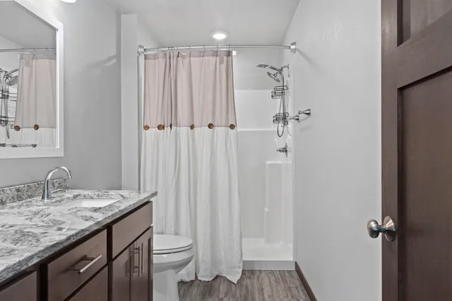 $433,900 | 537 Golf Side Court, Hortonville, WI 54944