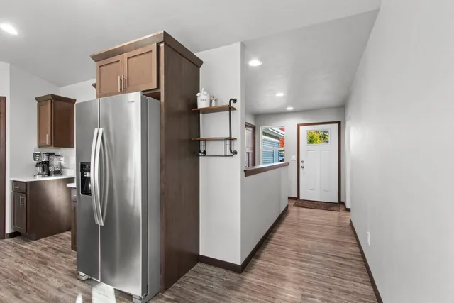 $433,900 | 537 Golf Side Court, Hortonville, WI 54944