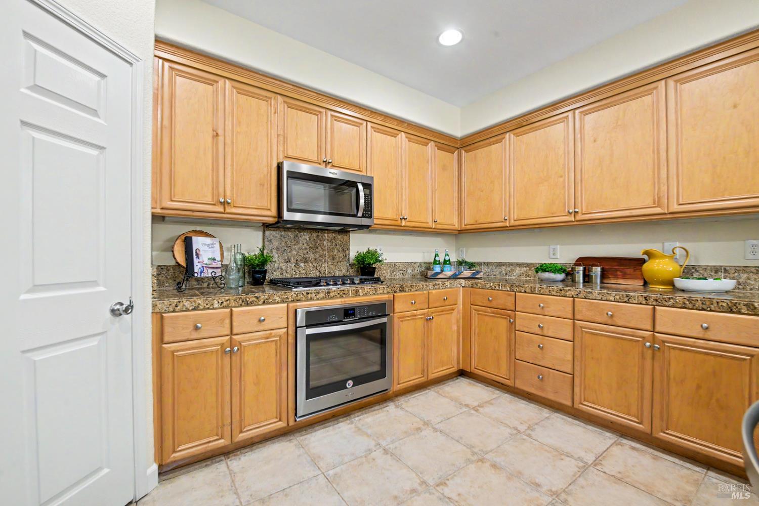 1214 Nancy Lane San Ramon, CA 94582 - Photo 13 of 33 Gallery Image 13