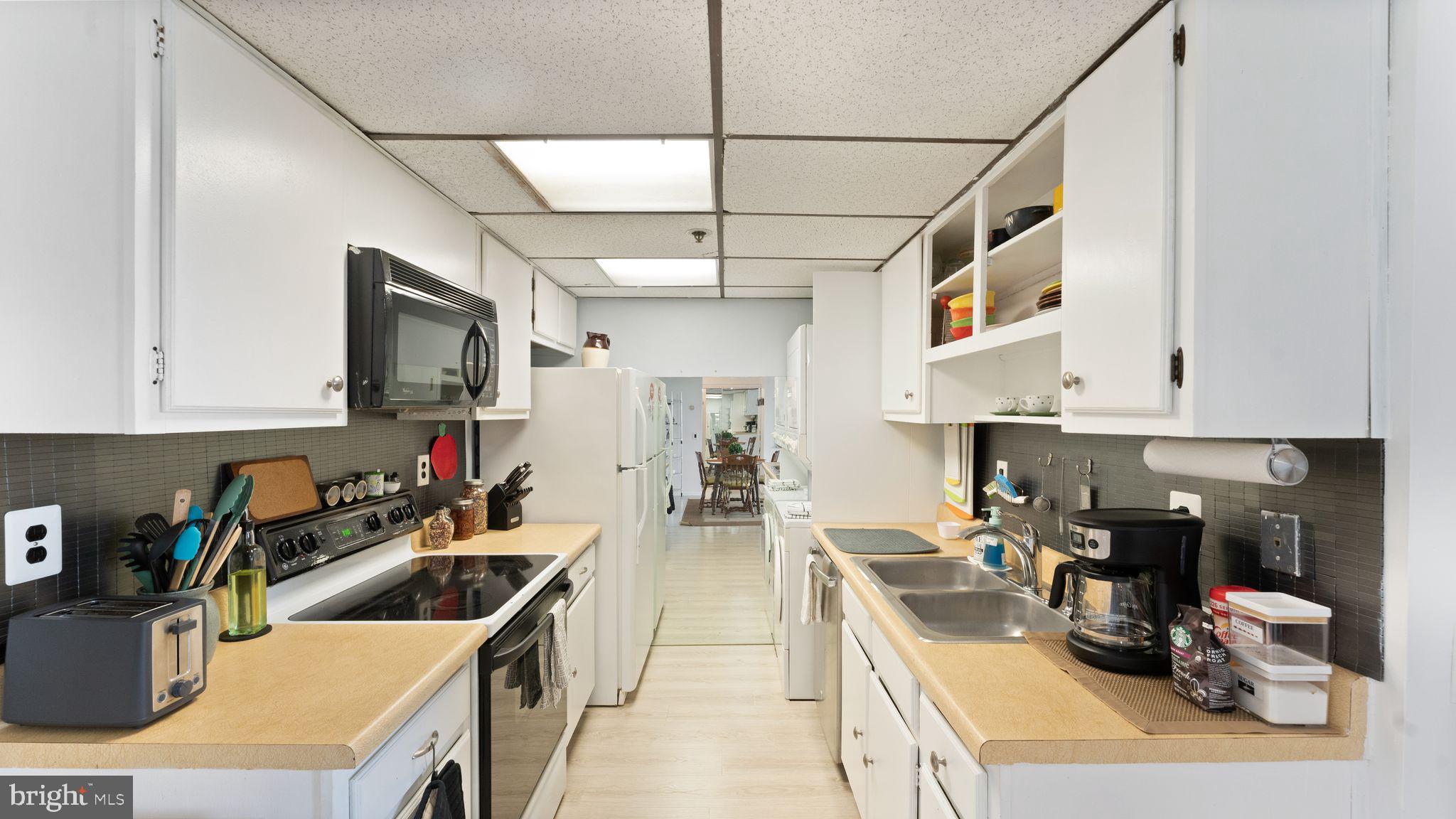 5911 Edsall Road, Unit 811 Alexandria, VA 22304 - Photo 8 of 41