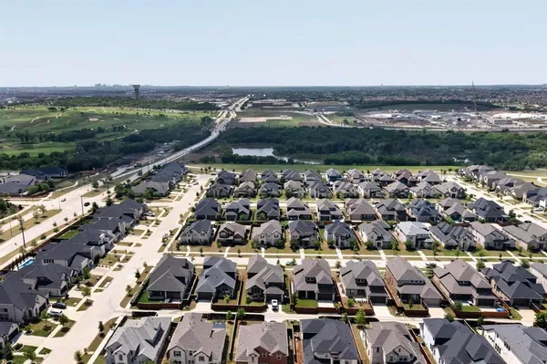 $3,500 | 2249 English Ivy Road, Frisco, TX 75033