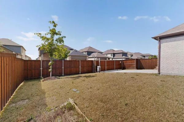 $3,500 | 2249 English Ivy Road, Frisco, TX 75033