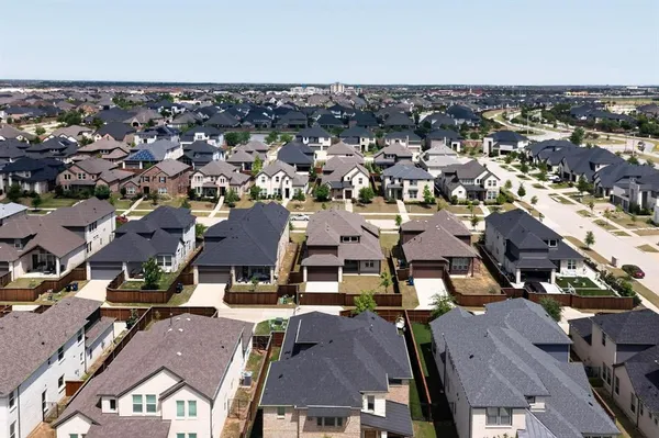 $3,500 | 2249 English Ivy Road, Frisco, TX 75033