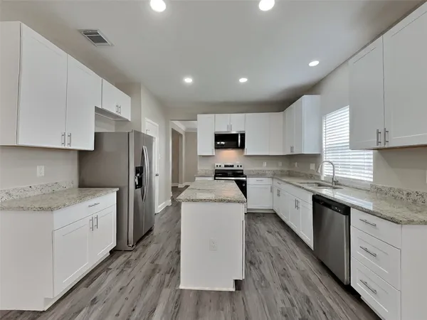 $2,500 | 510 Tanguey Court, Spring, TX 77388