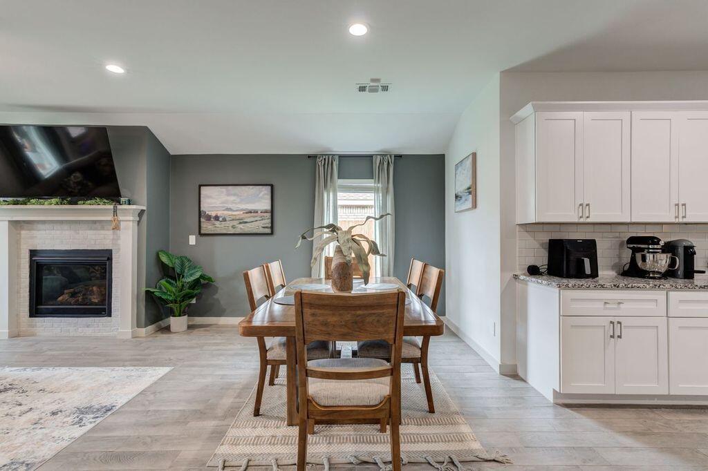 2901 134th Street Lubbock, TX 79423 - Photo 11 of 29 dining1