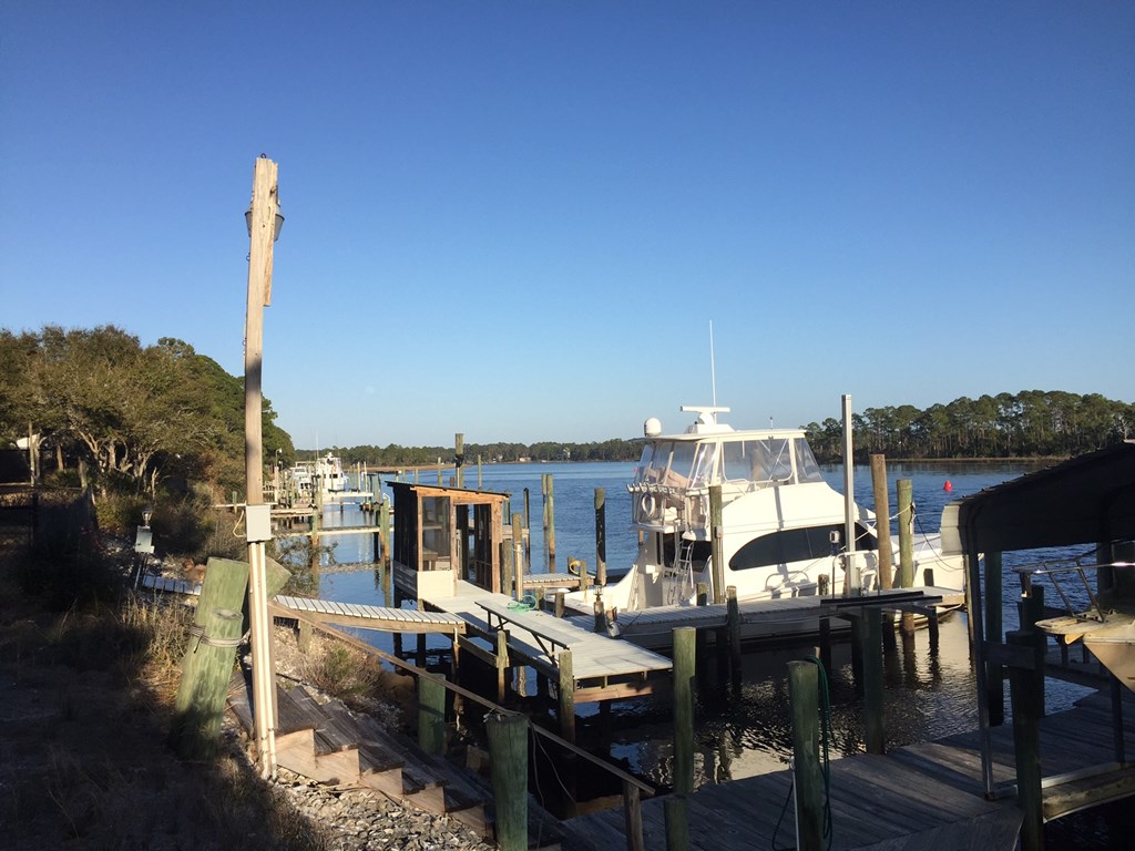 381 River Road Carrabelle, FL 32322 - Photo 4 of 4 Gallery Image 4