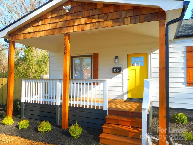 a view of outdoor space