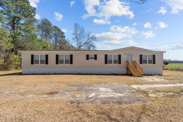 $149,000 | 4577 Old Stage Road, Fairmont, NC 28340