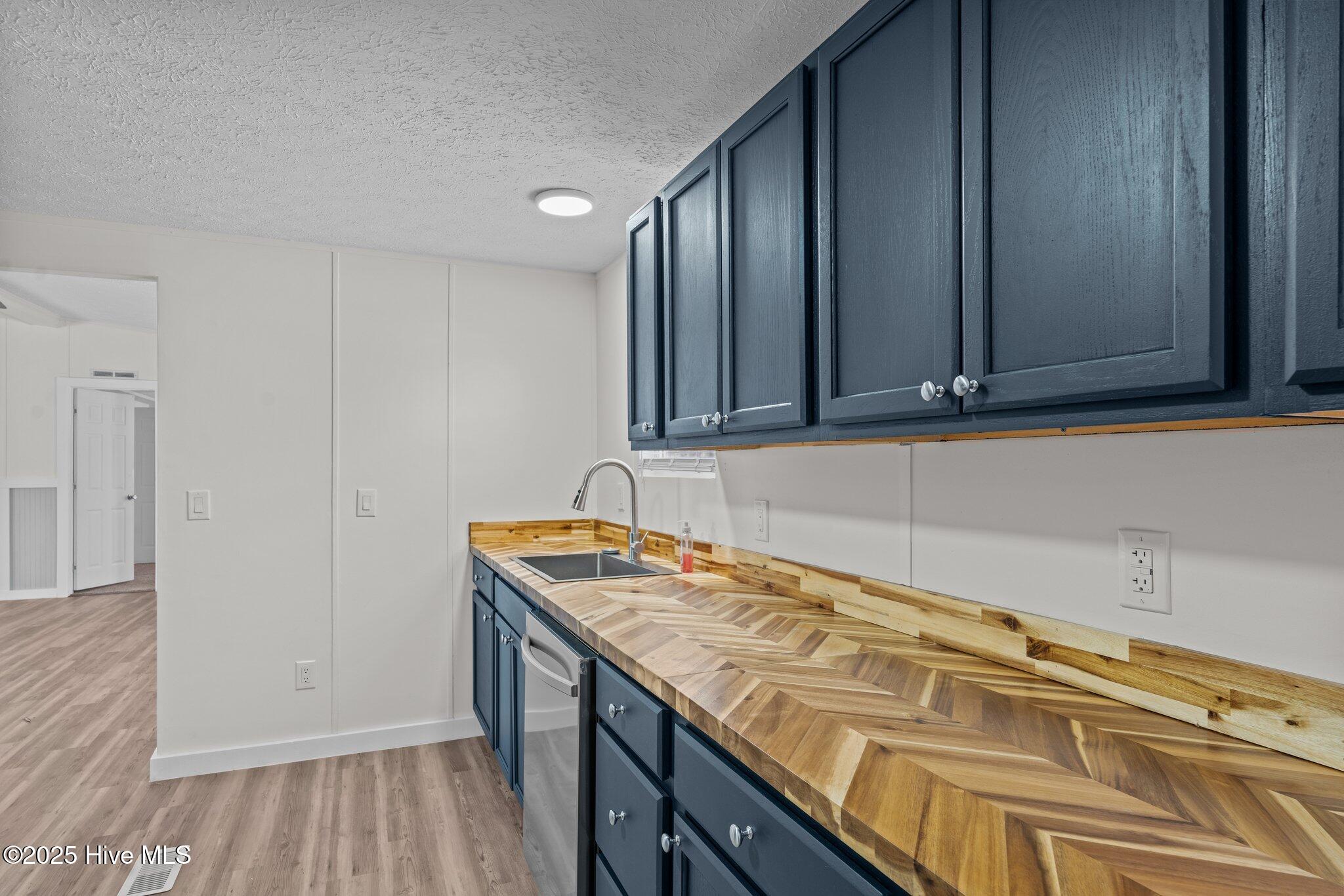 4577 Old Stage Road Fairmont, NC 28340 - Photo 6 of 51 27-web-or-mls-DSC02706