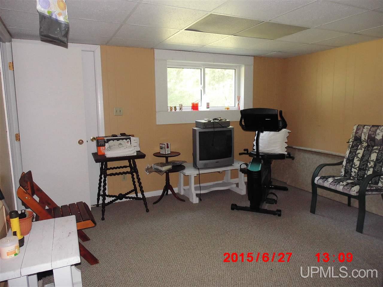 4066 13.75 Road Escanaba, MI 49829 - Photo 14 of 22 Gallery Image 14