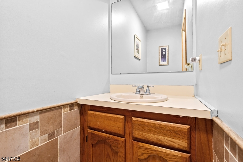 12 Buffalo Hollow Road Somerville, NJ 08876 - Photo 11 of 25