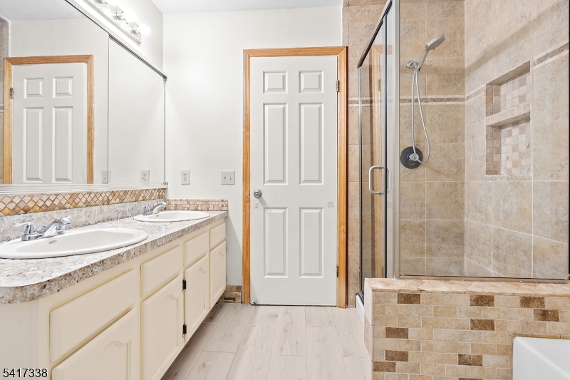 12 Buffalo Hollow Road Somerville, NJ 08876 - Photo 14 of 25