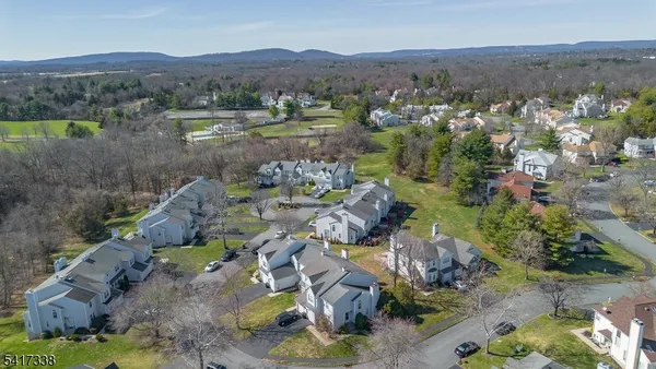 $575,000 | 12 Buffalo Hollow Road, Somerville, NJ 08876