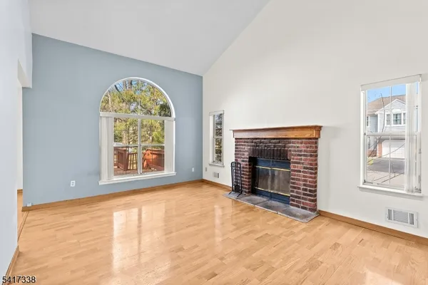 $575,000 | 12 Buffalo Hollow Road, Somerville, NJ 08876