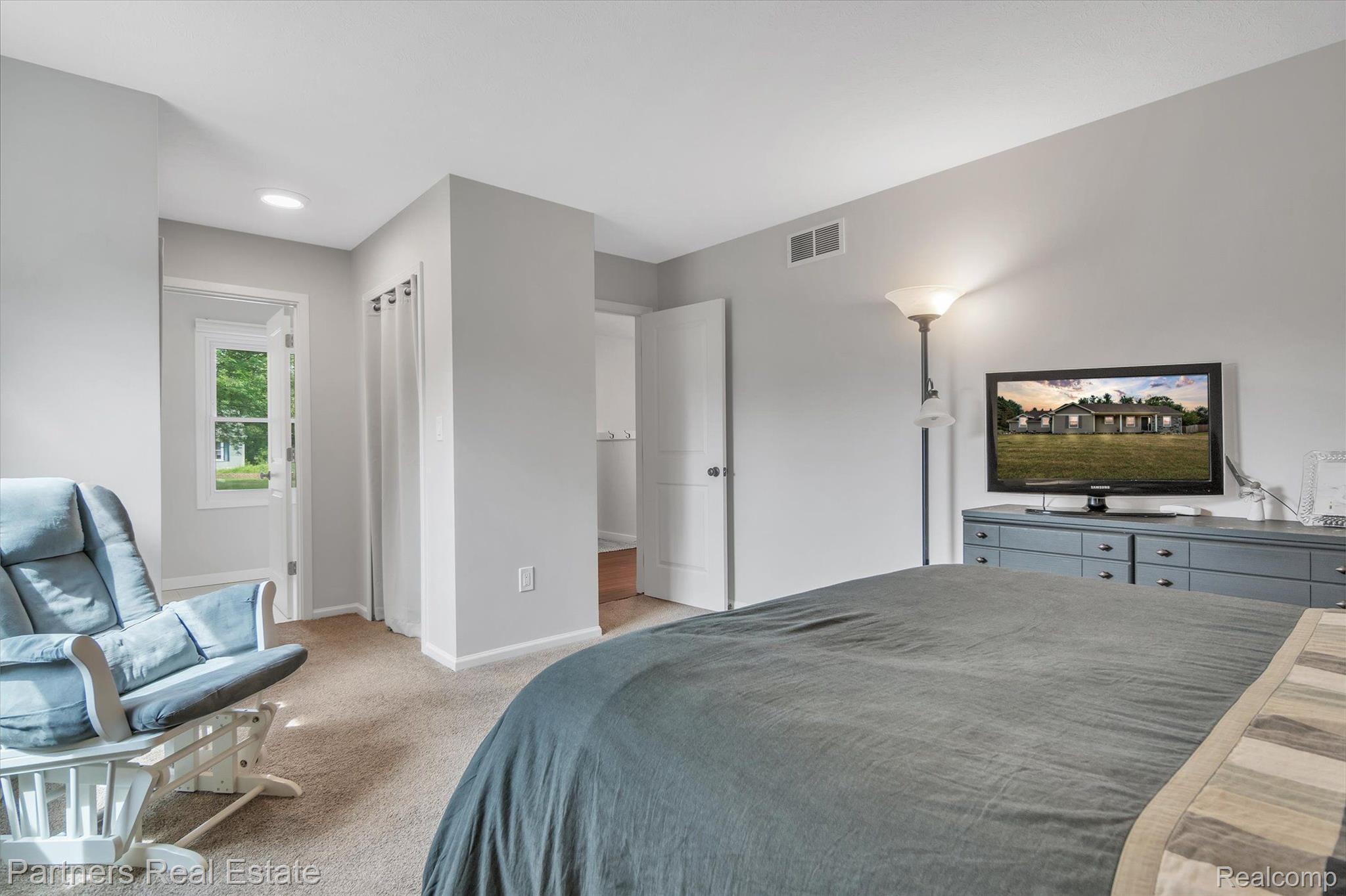 8938 McColl Road Brighton, MI 48116 - Photo 23 of 48 Gallery Image 23