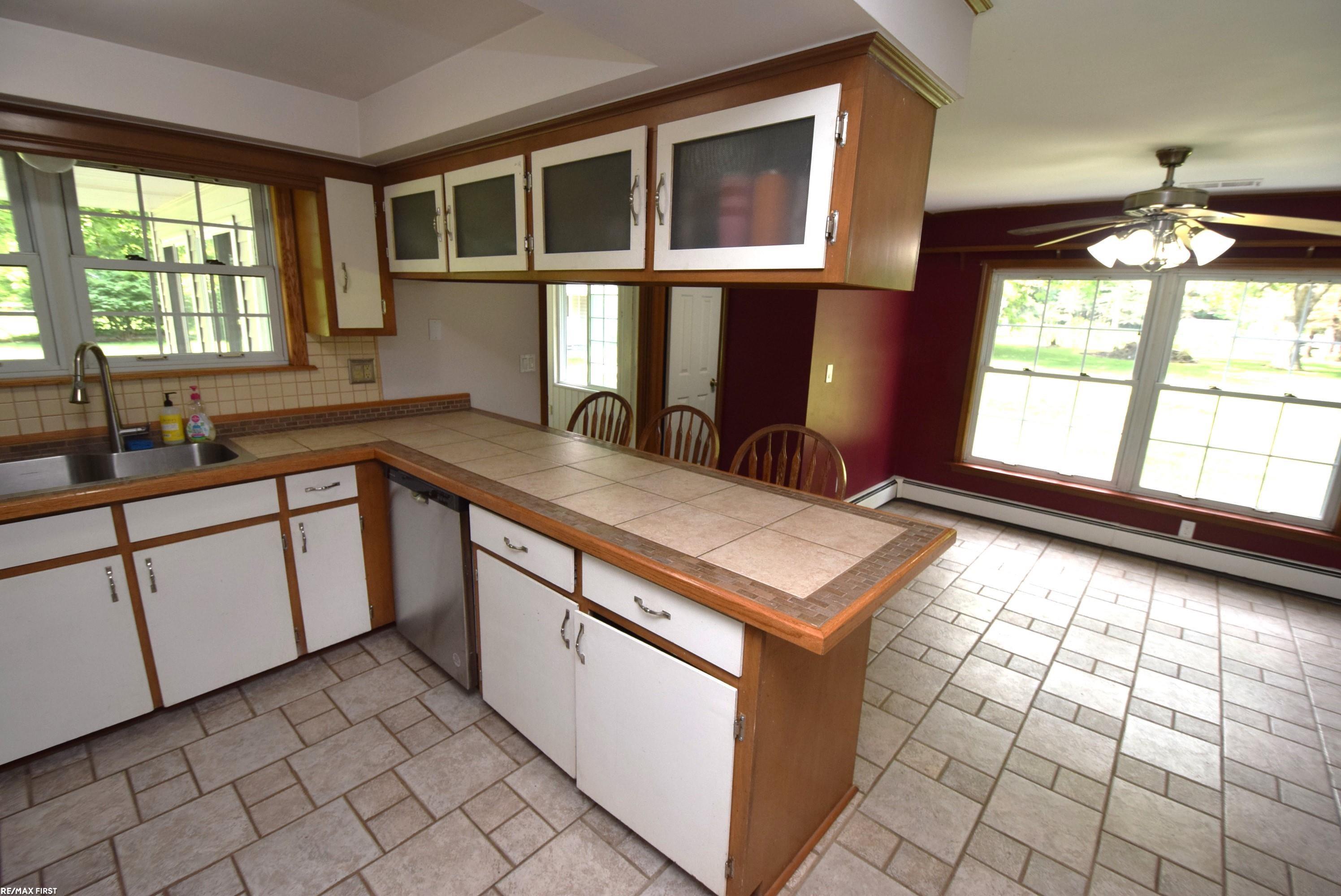 24975 Armada Ridge Road Armada, MI 48005 - Photo 27 of 73 50153079-59a976f4-da78-455b-8589-3b21a243aa49.JPG