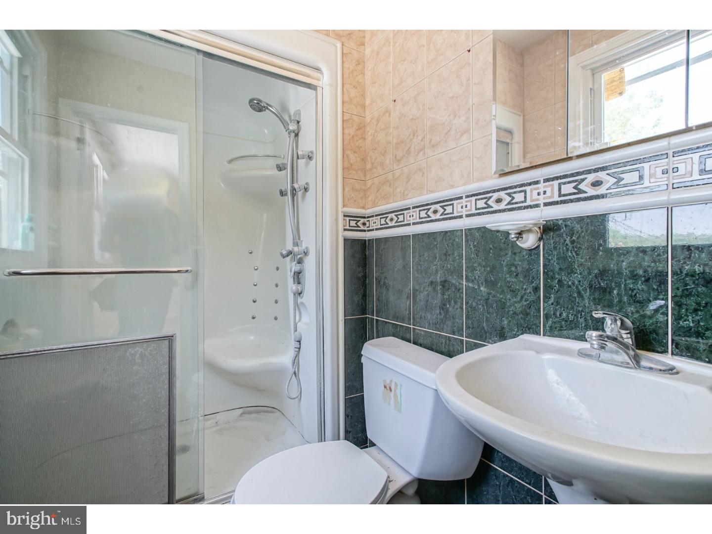1044 Alpena Road Philadelphia, PA 19115 - Photo 8 of 12
