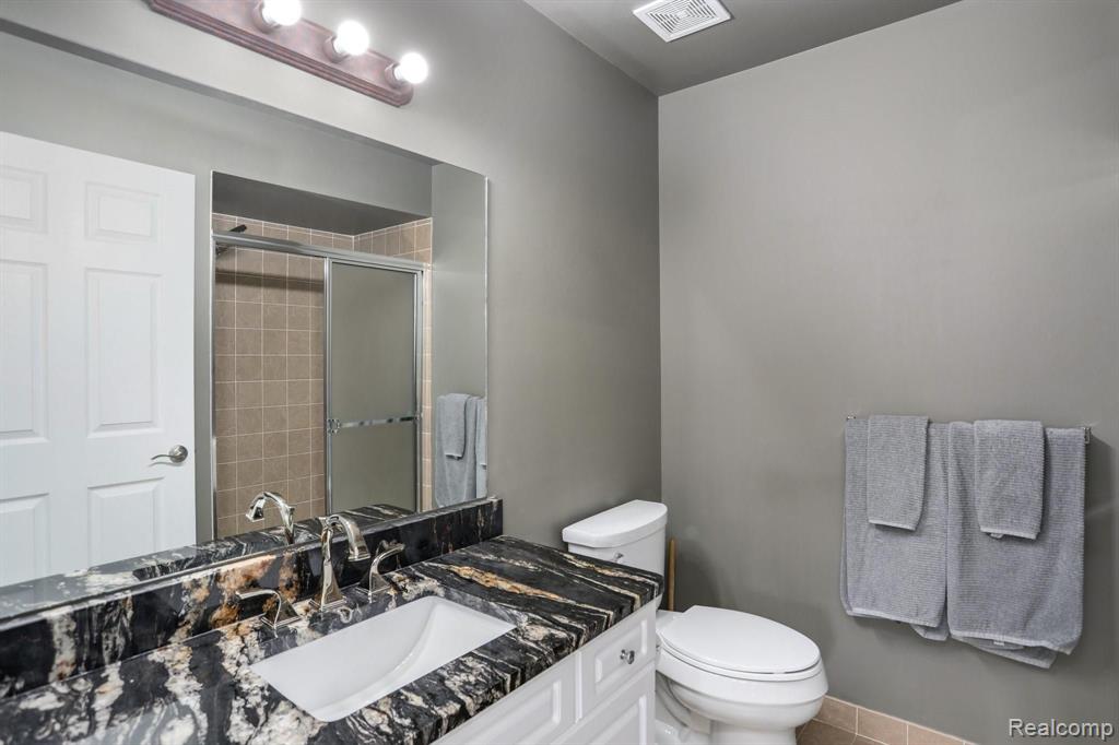 3601 Oakmonte Boulevard Rochester, MI 48306 - Photo 11 of 29