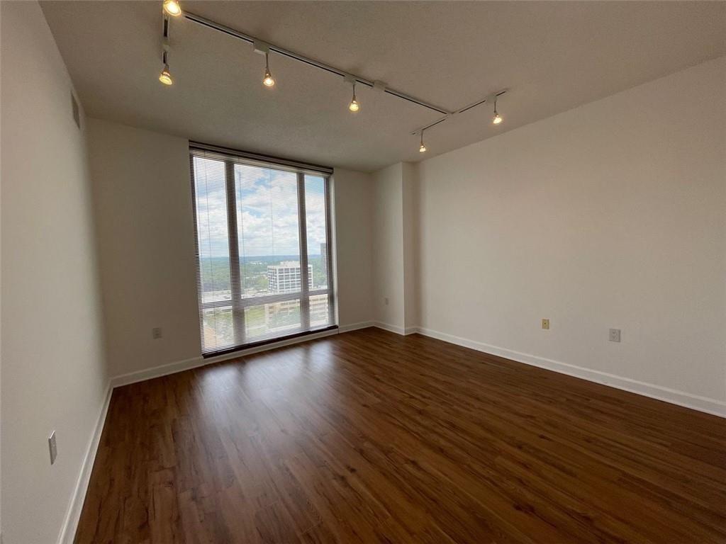 3475 Oak Valley Road Northeast, Unit 1480 Atlanta, GA 30326 - Photo 8 of 28 Gallery Image 8