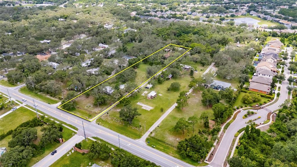 11205 McMullen Road Riverview, FL 33569 - Photo 25 of 46 an aerial view of residential houses with outdoor space