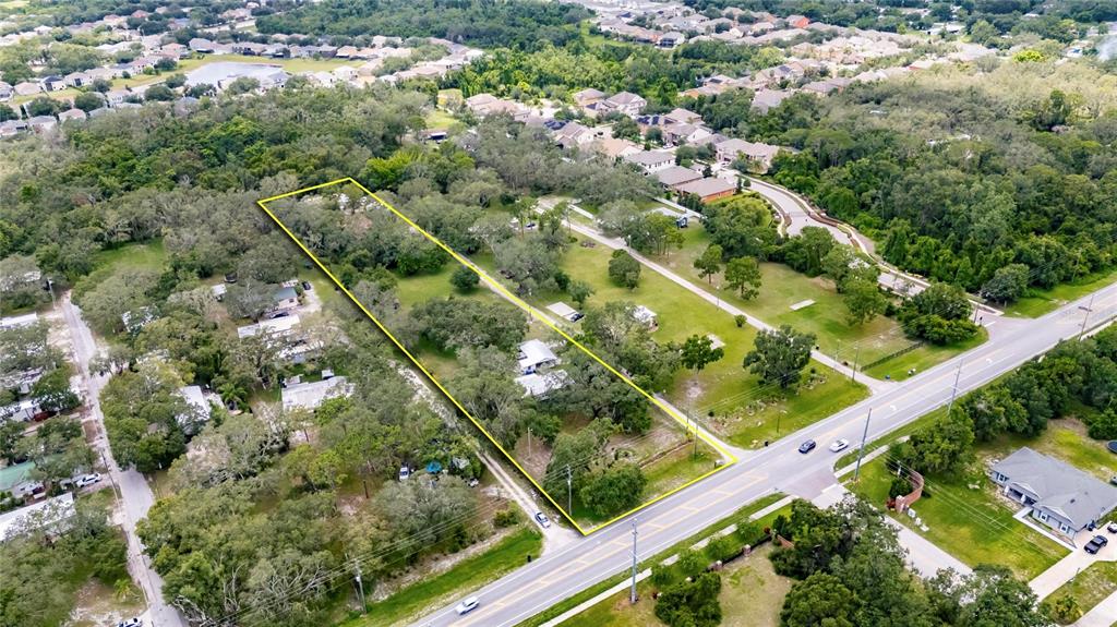 11205 McMullen Road Riverview, FL 33569 - Photo 27 of 46 an aerial view of residential houses with outdoor space