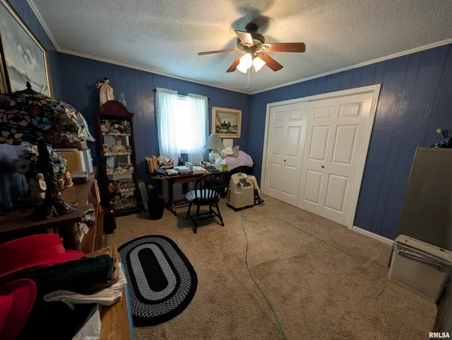 $189,900 | 425 Peak Road, Harrisburg, IL 62946