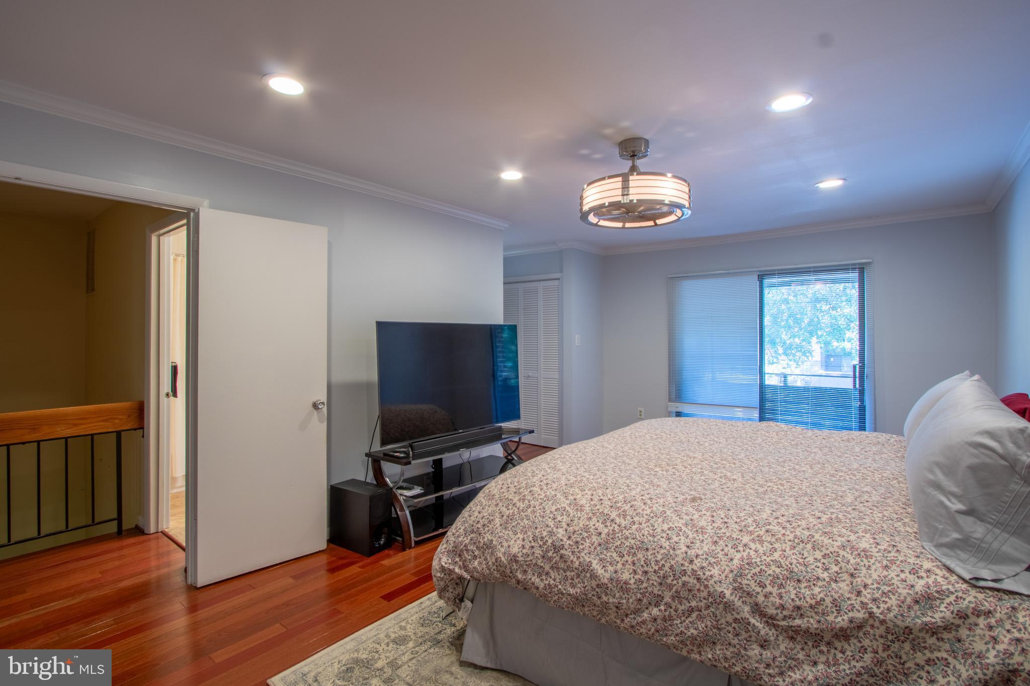 2029 Wethersfield Court Reston, VA 20191 - Photo 15 of 32 Gallery Image 15
