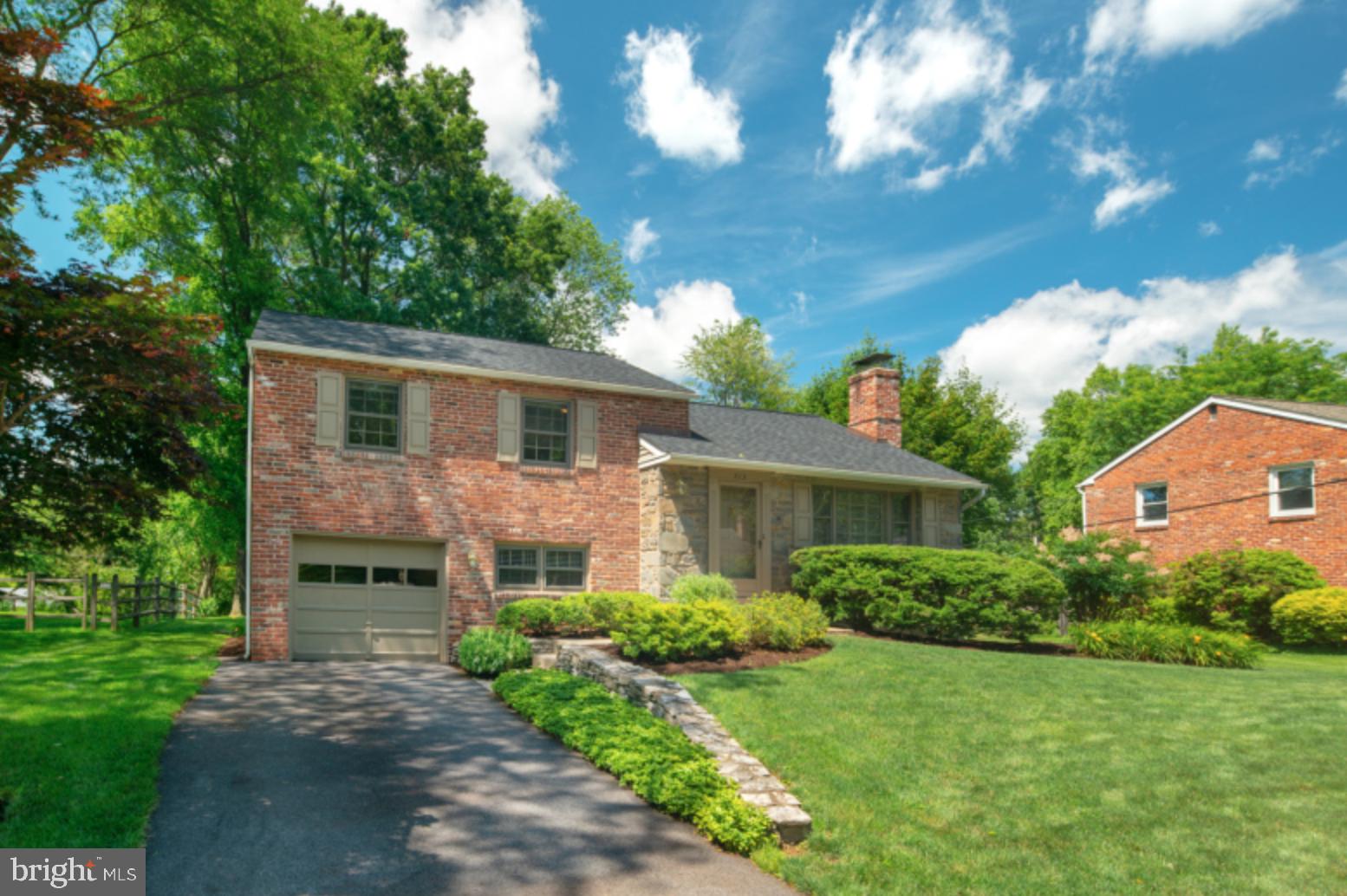 313 Landsende Road Devon, PA 19333 - Photo 2 of 26