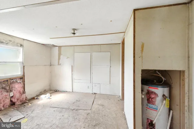 a view of empty room