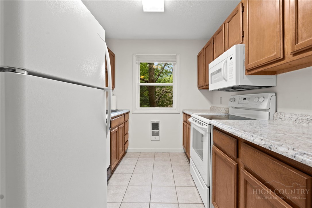500 Poplar Grove Road Boone, NC 28607 - Photo 12 of 47