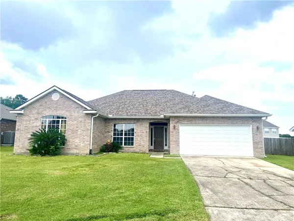 $289,000 | 724 Simpson Way, Covington, LA 70435
