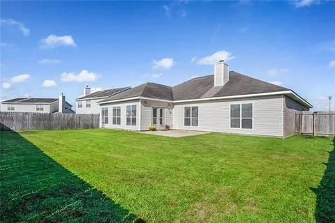 $268,000 | 724 Simpson Way, Covington, LA 70435