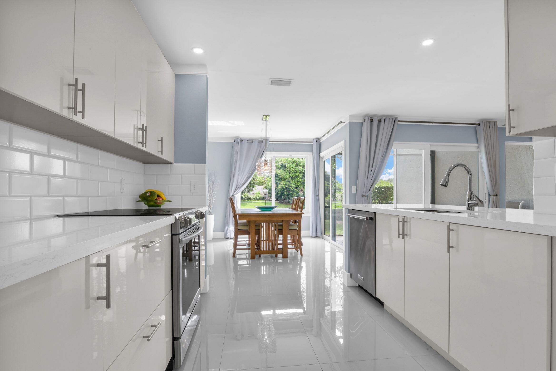 6773 Boca Pines Trail, Unit D Boca Raton, FL 33433 - Photo 11 of 47 Kitchen