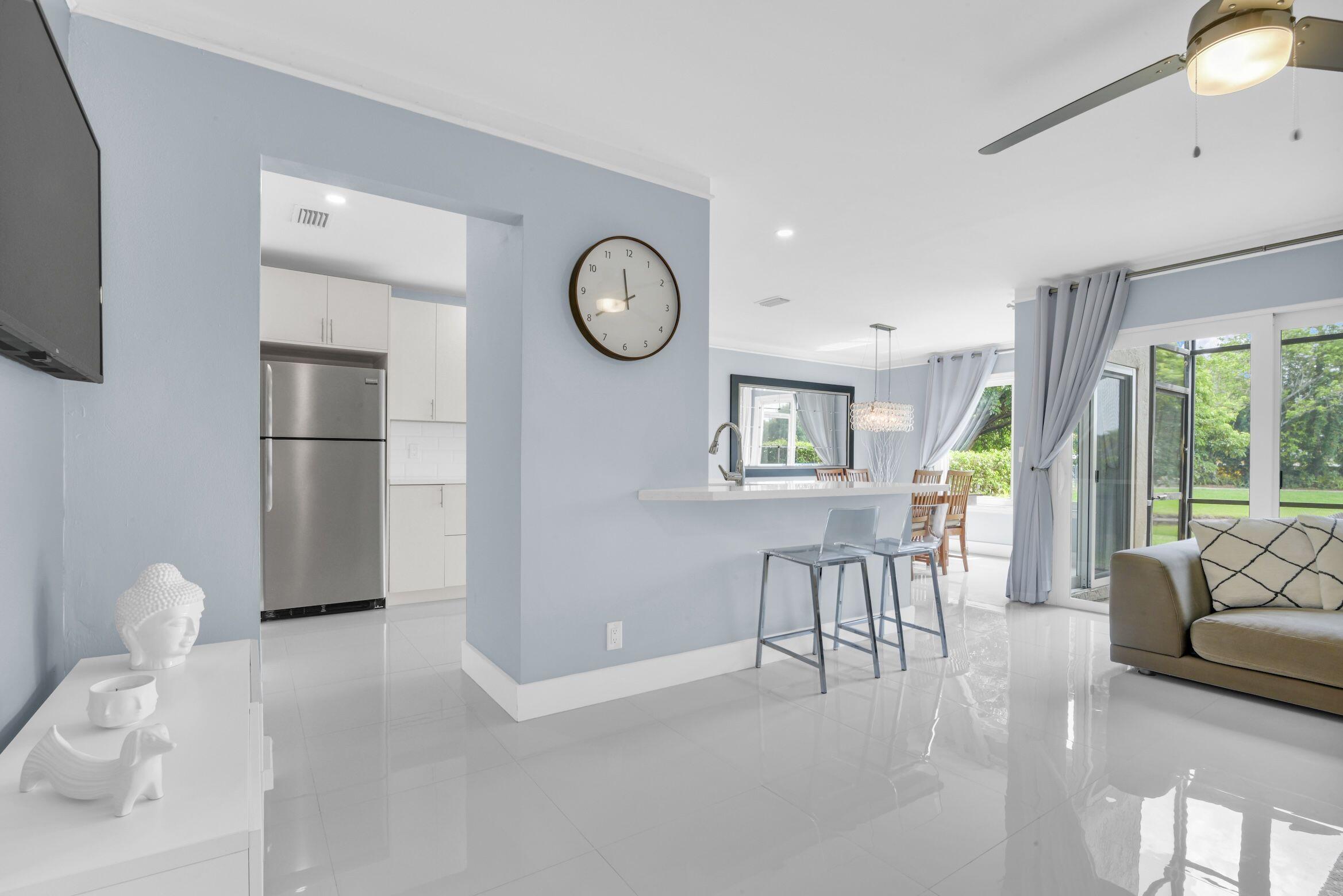 6773 Boca Pines Trail, Unit D Boca Raton, FL 33433 - Photo 16 of 47 Living Room