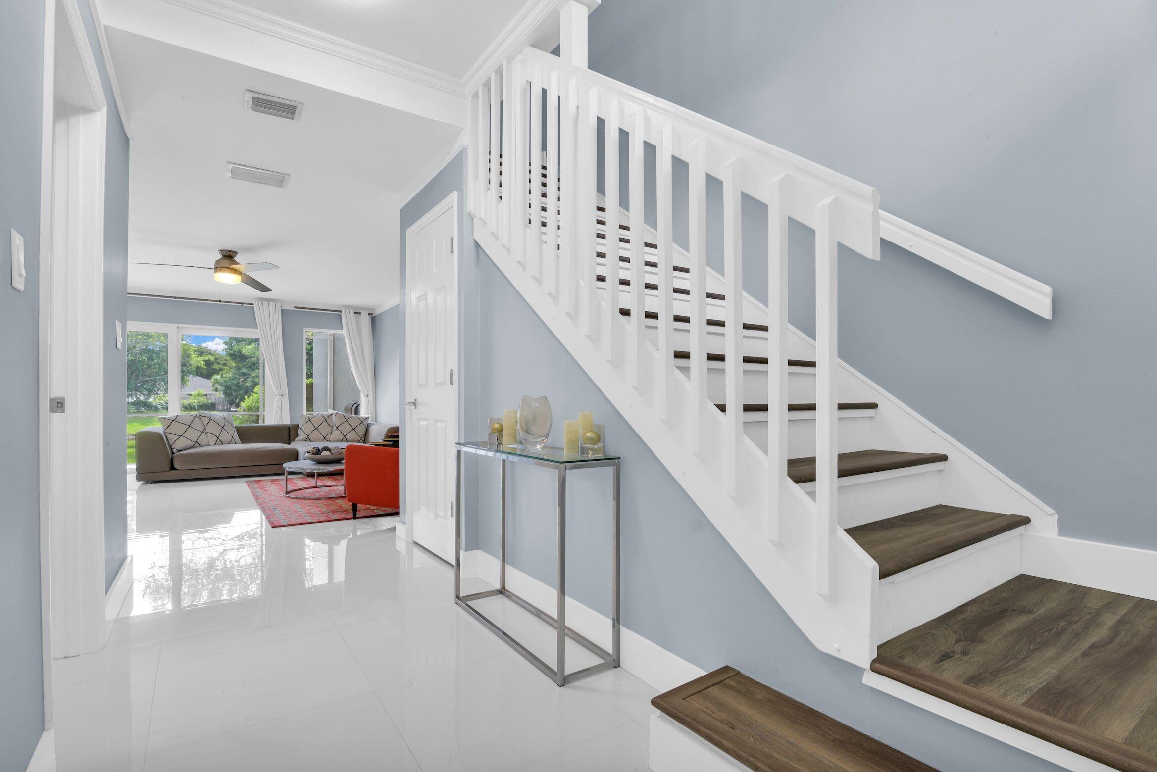 6773 Boca Pines Trail, Unit D Boca Raton, FL 33433 - Photo 25 of 47 Staircase