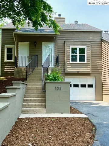 $267,500 | 30 Village Road, Unit 103, Glade Valley, NC 28627