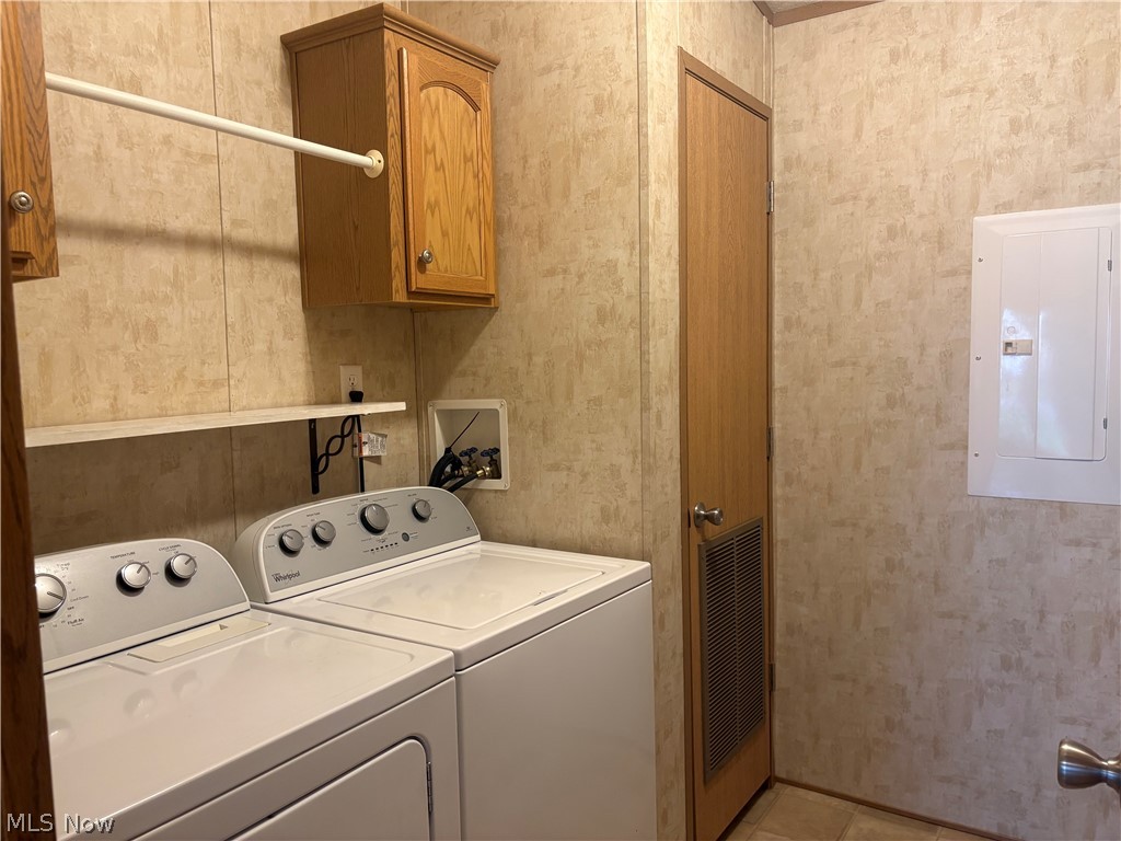 5852 Cleveland Road, Unit 22 Wooster, OH 44691 - Photo 18 of 35 Washer & Dryer. Built in cabinets and shelving.