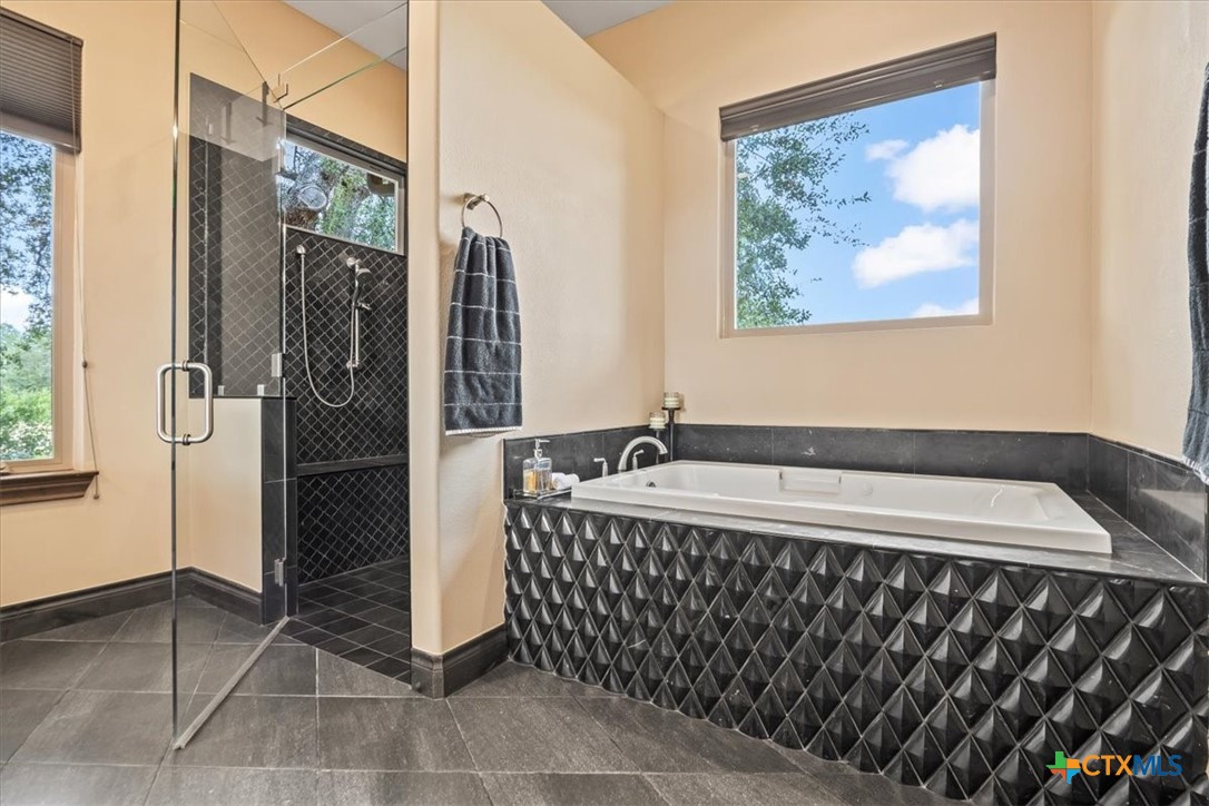 742 Pacific Place Spring Branch, TX 78070 - Photo 15 of 48