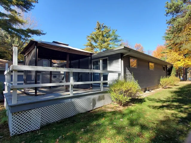 $267,900 | W8643 Adams Beach Drive, Clintonville, WI 54929