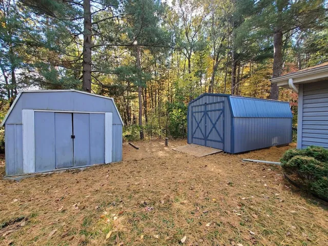 $267,900 | W8643 Adams Beach Drive, Clintonville, WI 54929