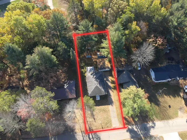 $267,900 | W8643 Adams Beach Drive, Clintonville, WI 54929