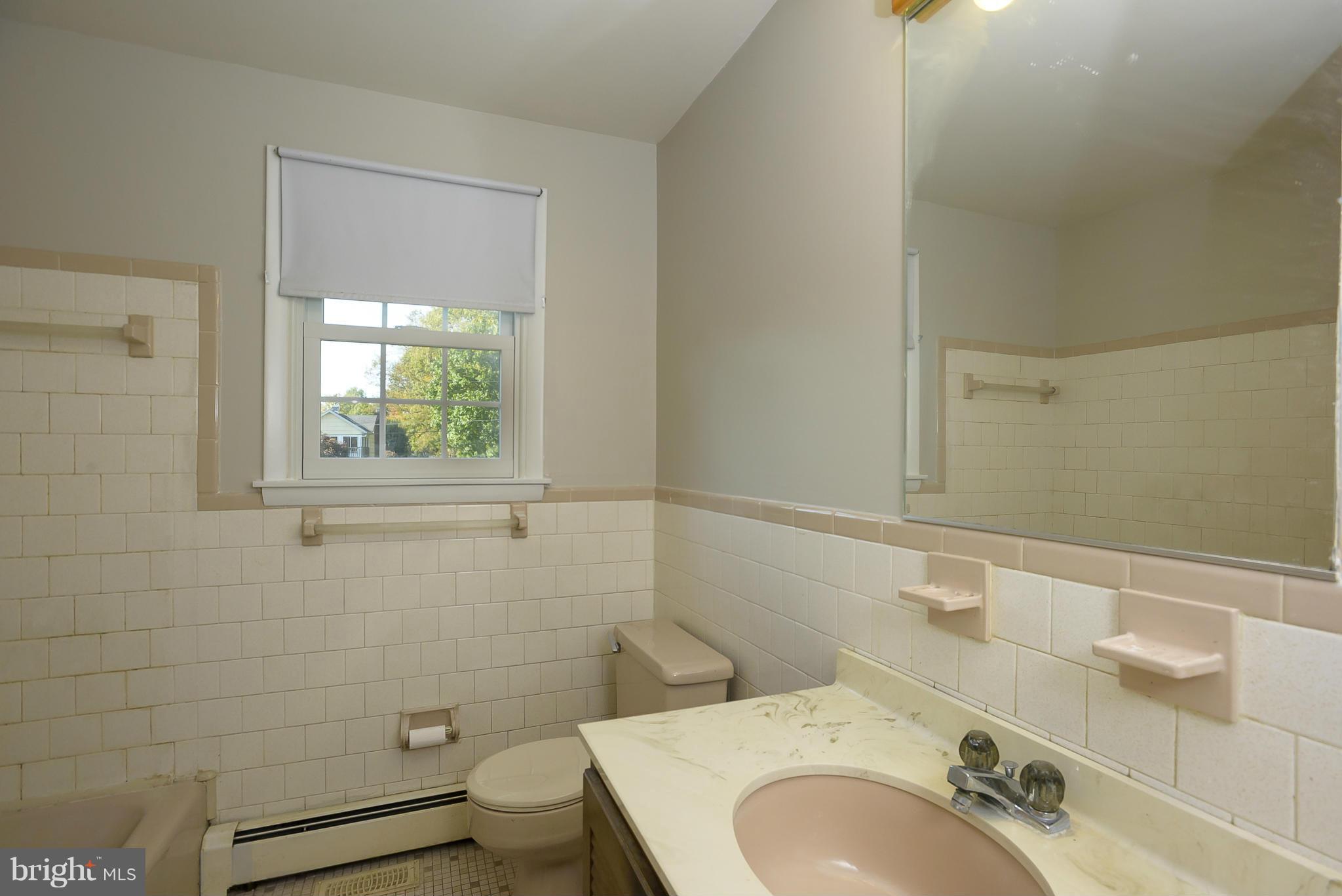 3126 Brookmede Road Ellicott City, MD 21042 - Photo 11 of 30 Bath