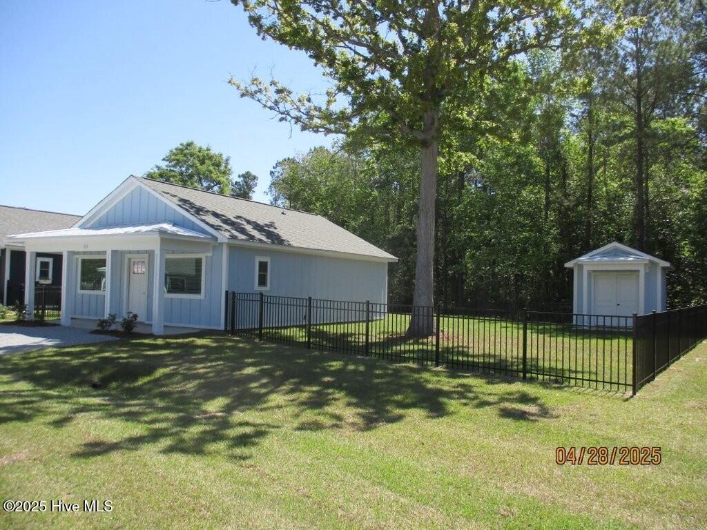 113 Long Pond Loop Swansboro, NC 28584 - Photo 1 of 28 1