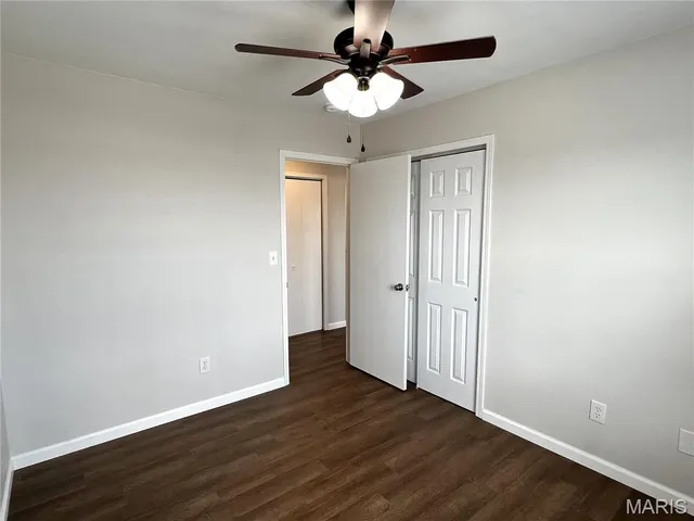 $995 | 6702 Willow Place, Godfrey, IL 62035