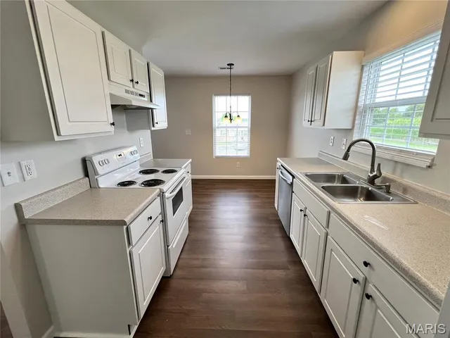 $995 | 6702 Willow Place, Godfrey, IL 62035