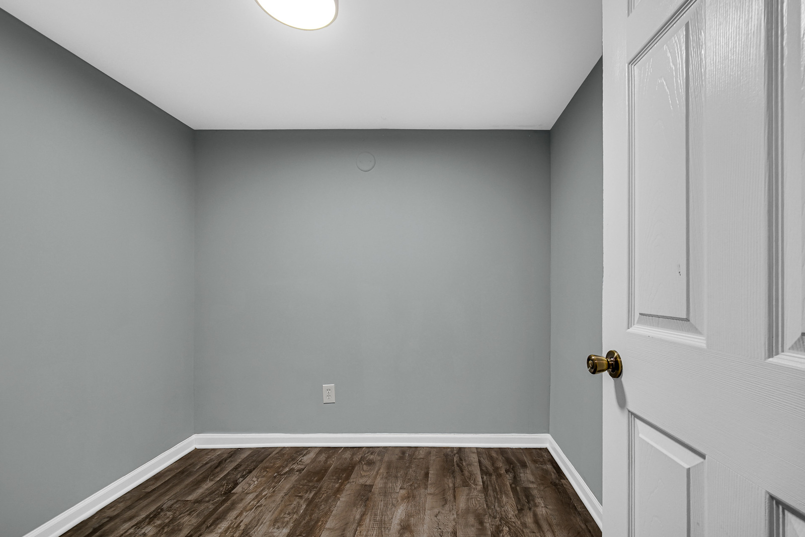 5540 South Honore Street Chicago, IL 60636 - Photo 16 of 23 a view of small space