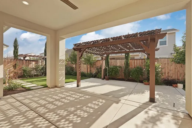 $835,000 | 3040 Carrousel Street, Lodi, CA 95242