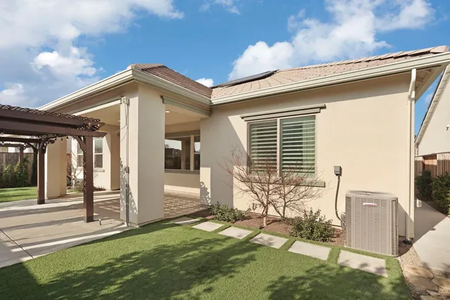 $835,000 | 3040 Carrousel Street, Lodi, CA 95242