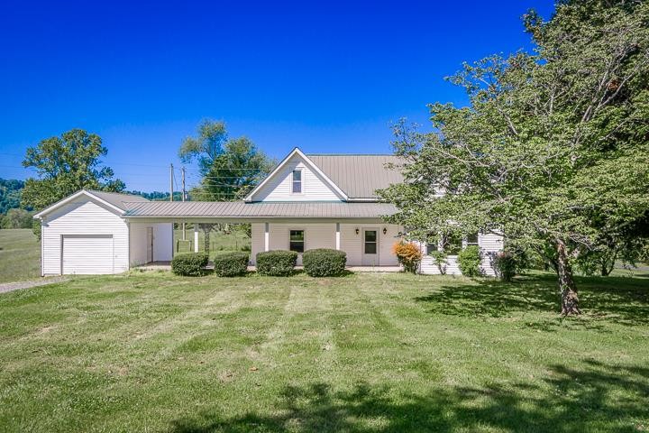 2564 Free State Road Gainesboro, TN 38562 - Photo 1 of 25